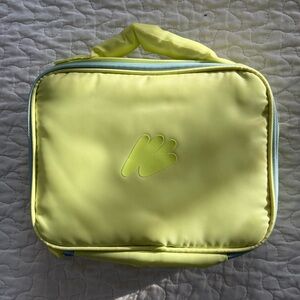 Krave Beauty Cushtiony Beauty Bag